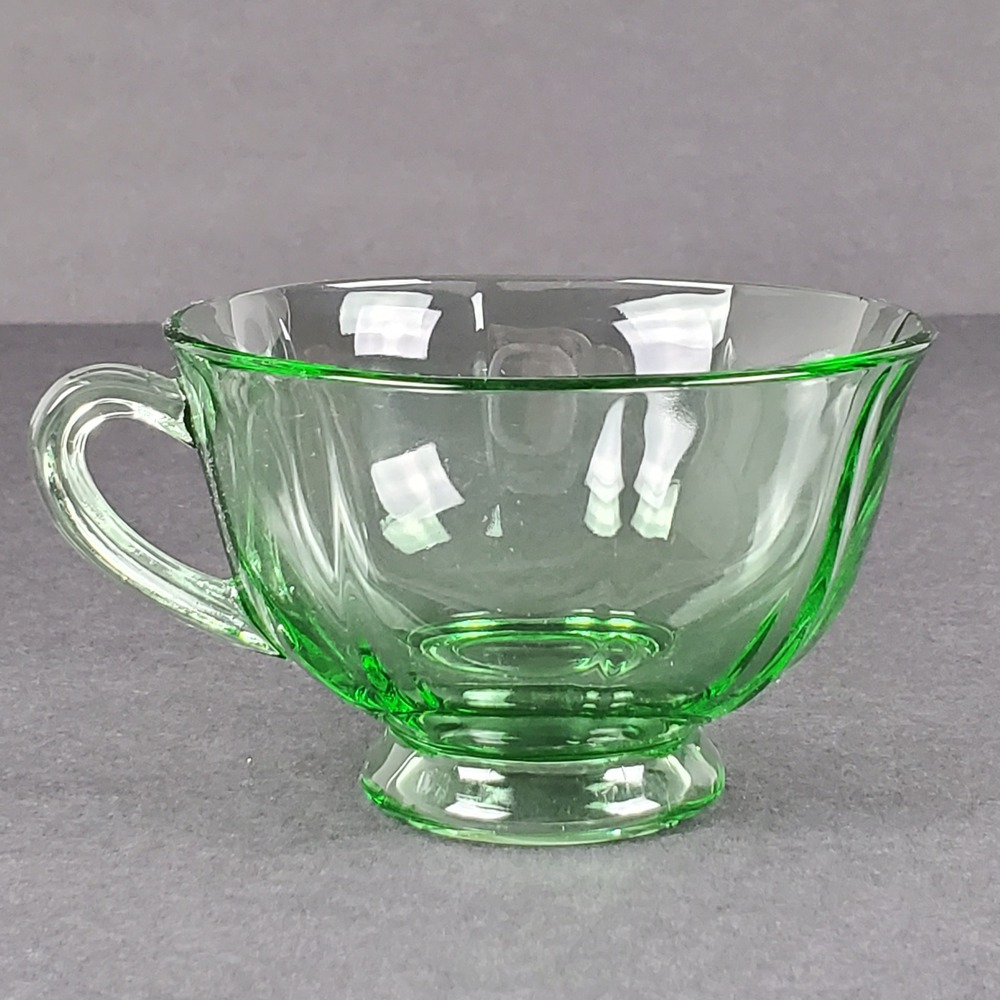 Vintage Green Uranium Glass Teacup Paneled Depression Glass Footed Glows UV - Picture 4 of 10